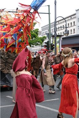 Download ==> Karneval-der-Kulturen_2010_015.zip