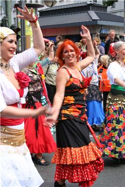 Download ==> Karneval-der-Kulturen_2010_024.zip
