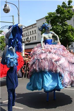 Download ==> Karneval-der-Kulturen_2010_036.zip