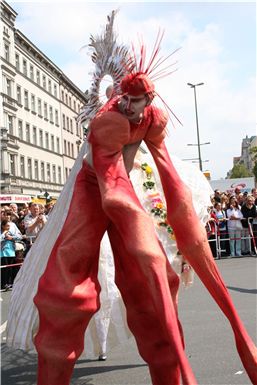 Download ==> Karneval-der-Kulturen_2010_041.zip