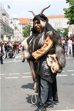 Download ==> Karneval-der-Kulturen_2010_042.zip
