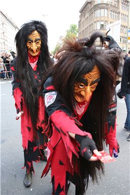 Download ==> Karneval-der-Kulturen_2010_045.zip