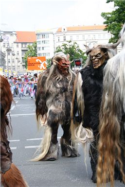 Download ==> Karneval-der-Kulturen_2010_049.zip