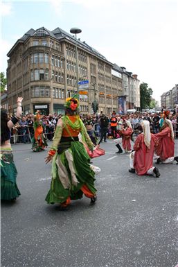 Download ==> Karneval-der-Kulturen_2010_086.zip