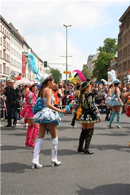 Download ==> Karneval-der-Kulturen_2010_103.zip